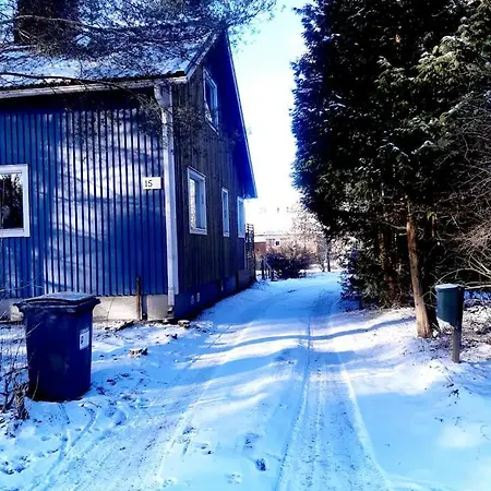 Omakotitalo Kokonaan Kaeyttoeoesi